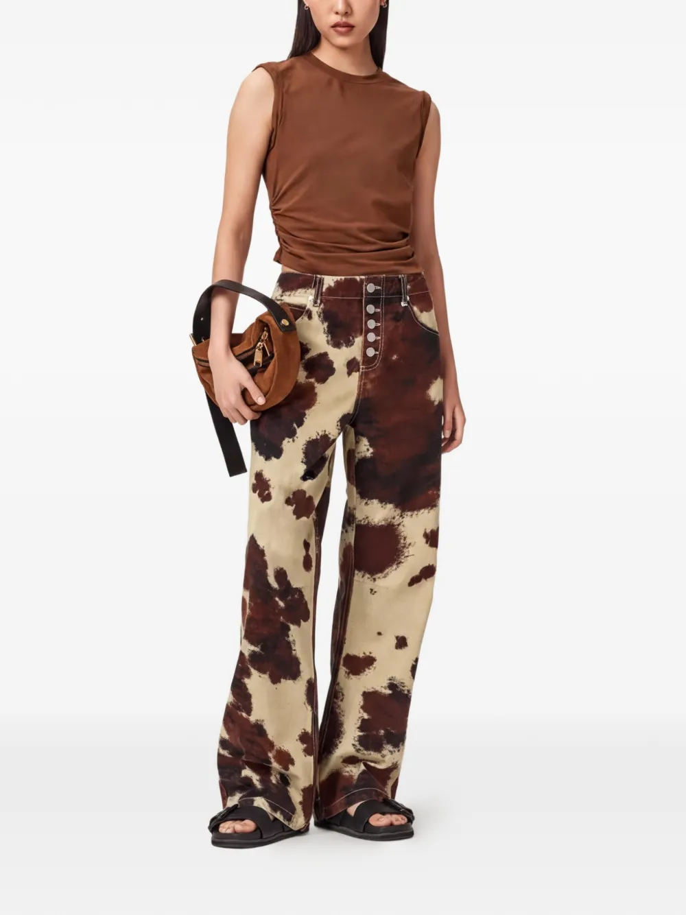 AllSaints Taya jeans met knopen en koeienprint Beige