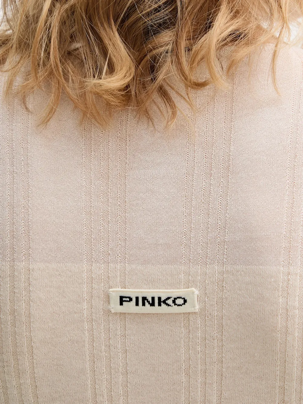 PINKO T-shirt met V-hals Beige