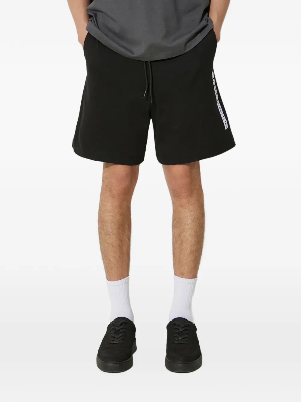 Alpha Industries Alpha Puff-print drawstring shorts - Noir Alpha Industries Alpha Puff-print drawstring shorts - Noir