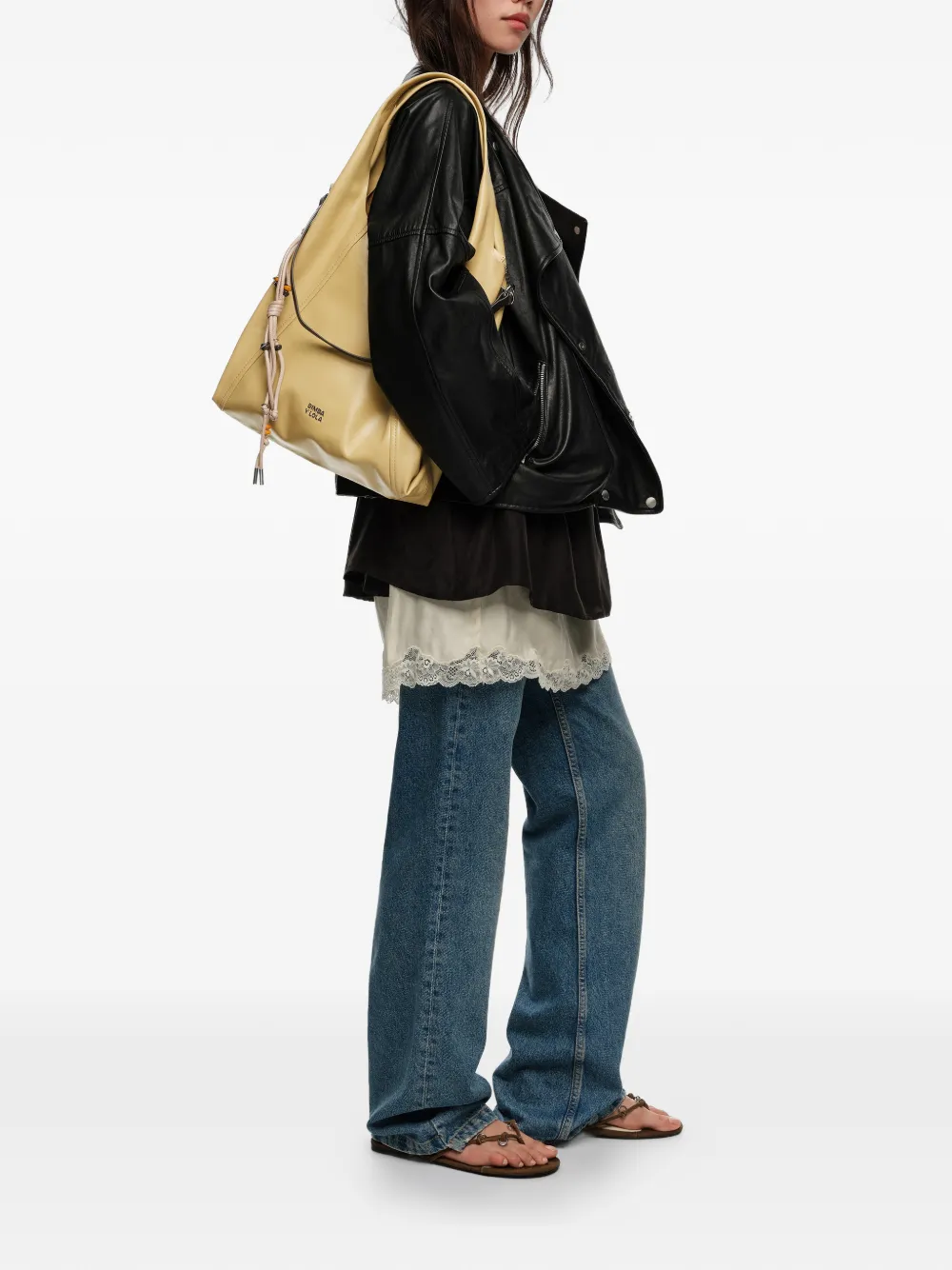 Bimba y Lola Grote leren schoudertas met trekkoord Beige