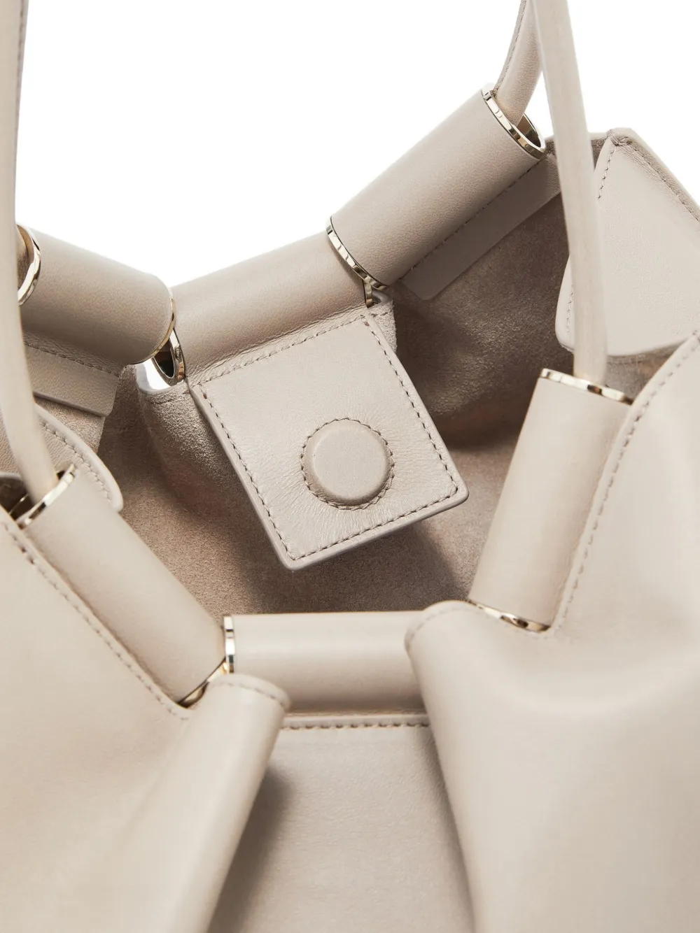 Giorgio Armani Leren schoudertas Beige