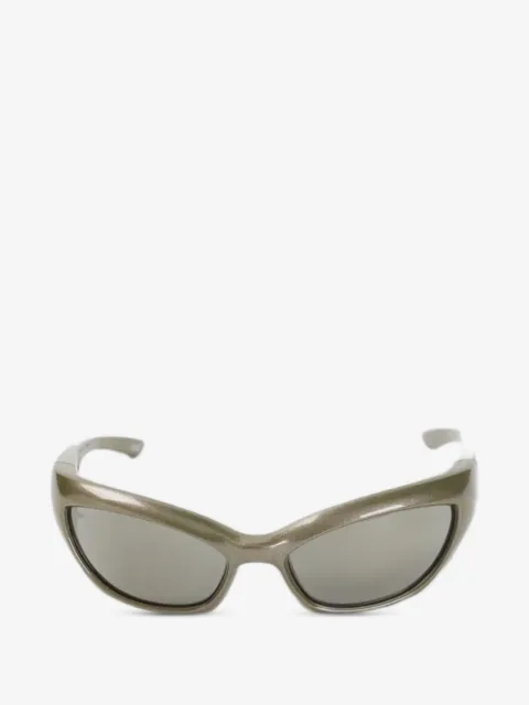 Balenciaga lentes de sol con armazón ovalada