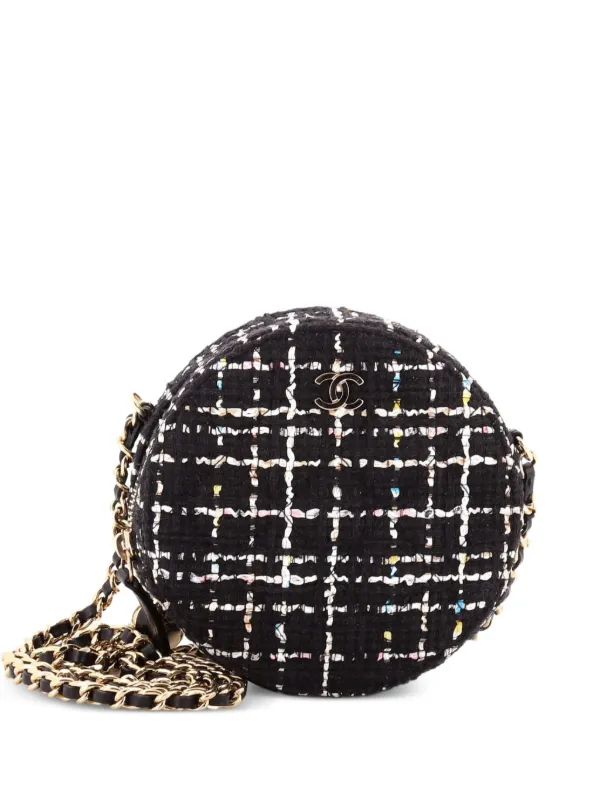 Chanel Pre-owned Charm Round Clutch with Chain Quilted Tweed Crossbody Bag in Black