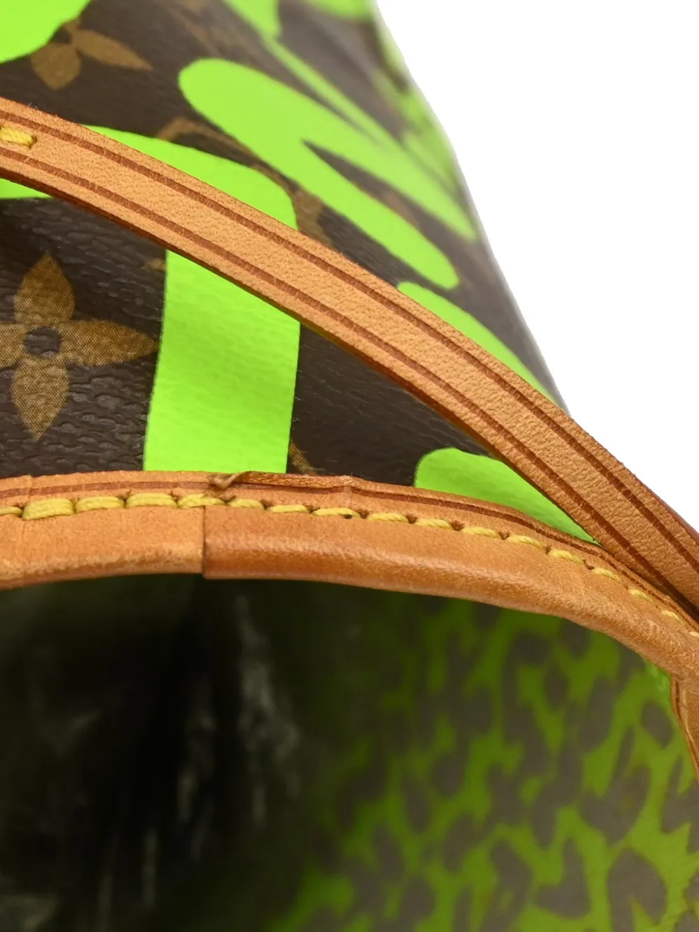 Louis Vuitton Pre-Owned 2009 pre-owned Monogram Graffiti Neverfull GM canvas shopper Bruin