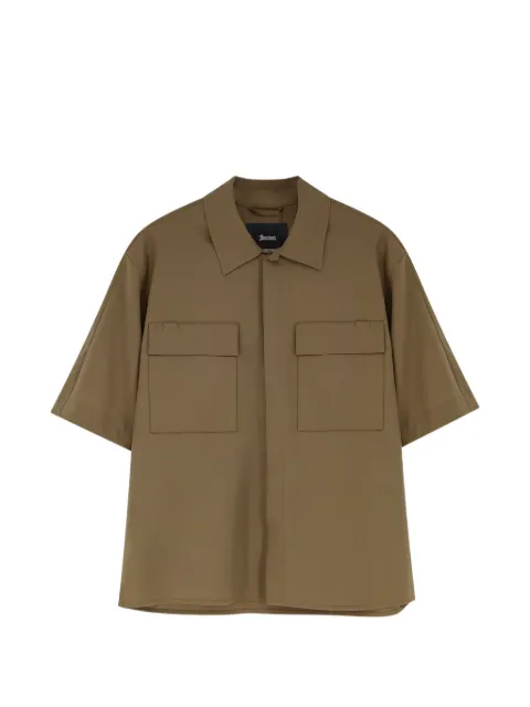 Laminar flap-pockets pointed-collar shirt