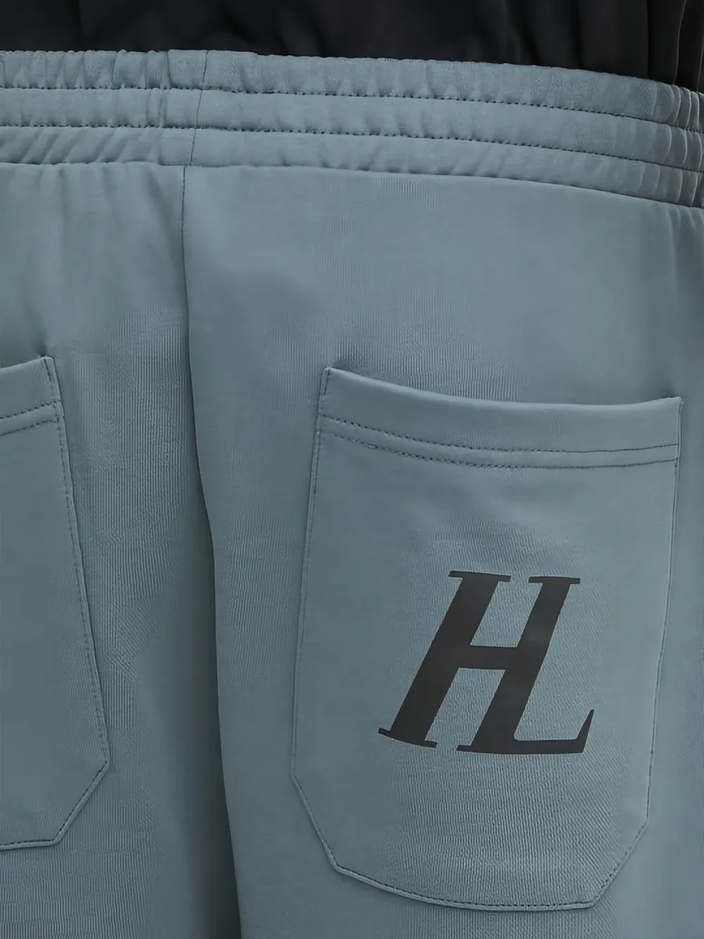Helmut Lang Shorts met logo en achterzak Blauw