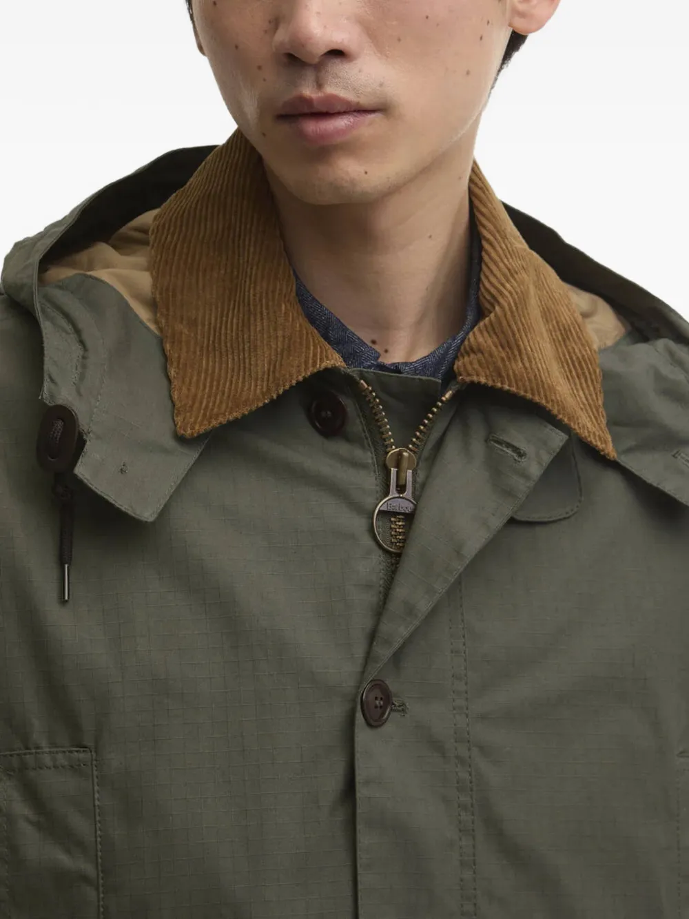 Barbour Endurance jack met capuchon en ribfluwelen afwerking Groen