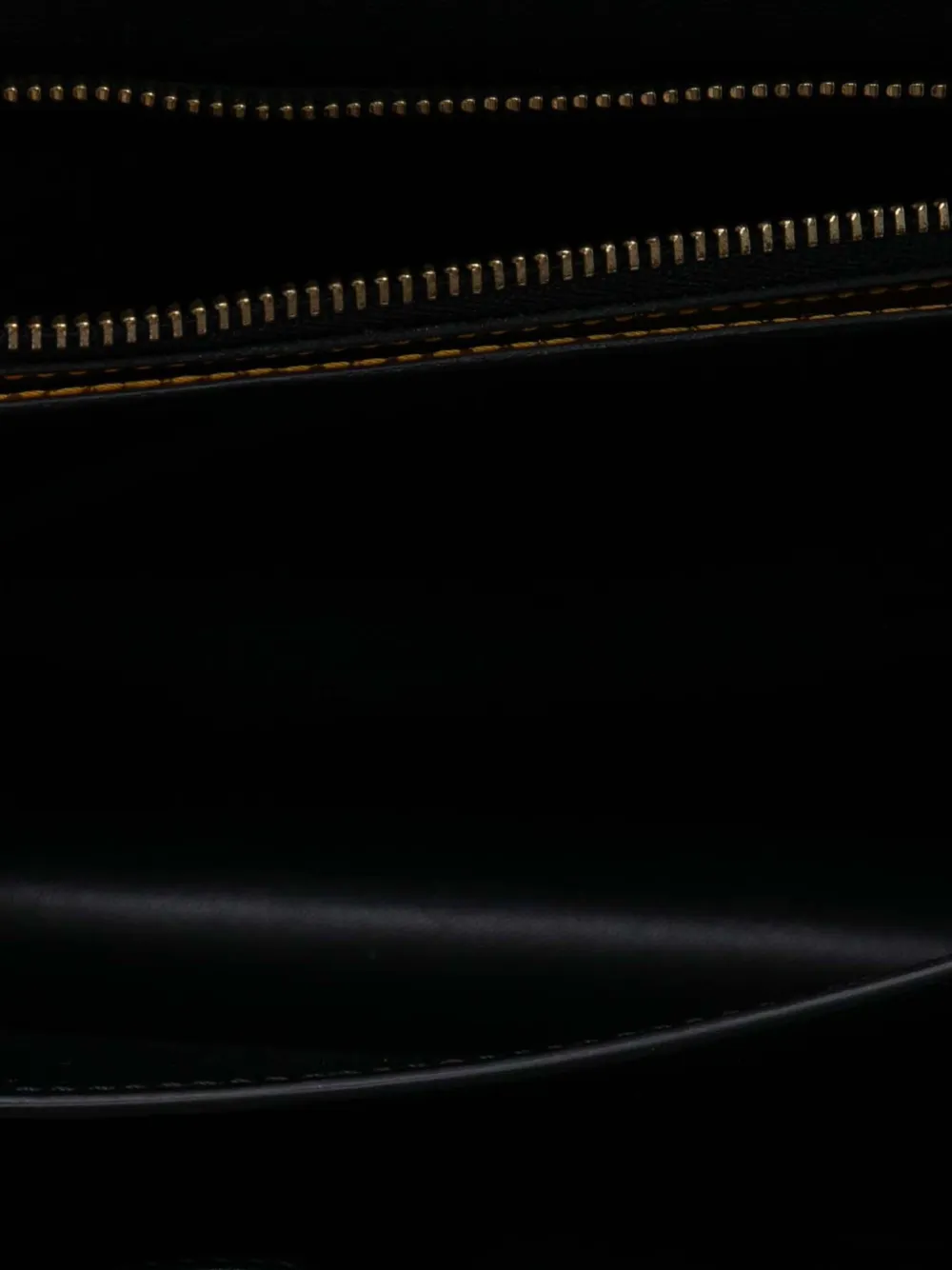 2000-2025 Medium Calfskin Classic Box Crossbody Bag