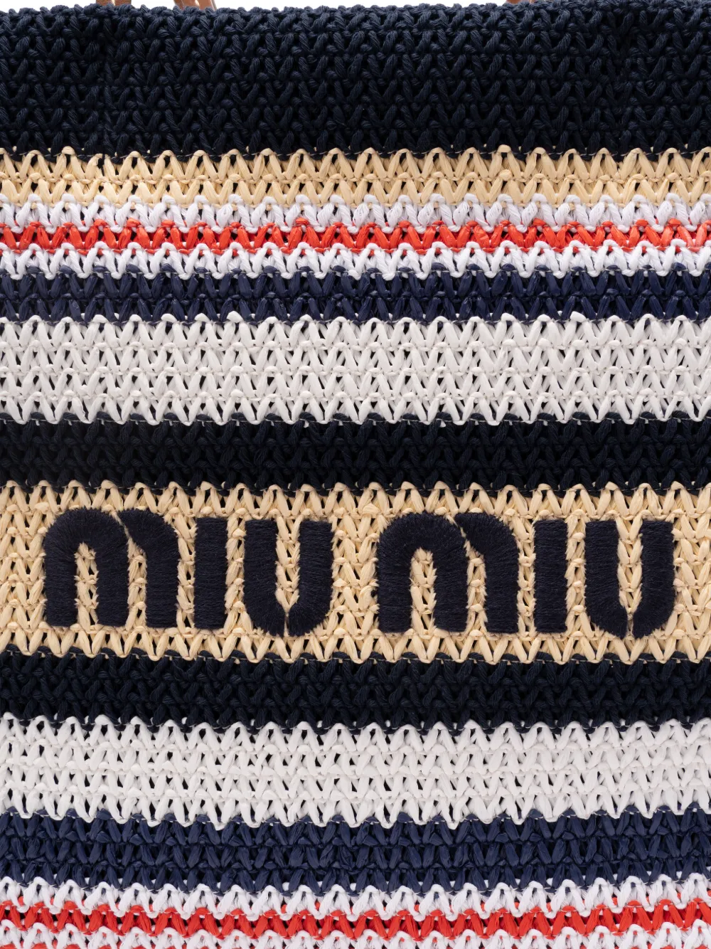 34486216_68453589_1000.jpg