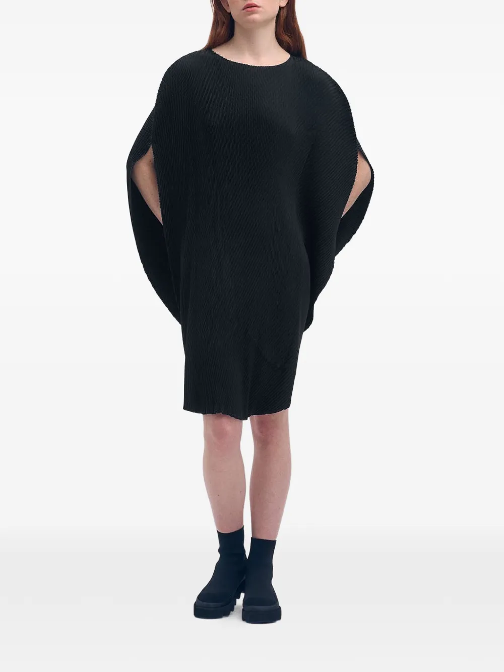 Issey Miyake Orbicular Pleats midi-jurk met open mouwen Zwart