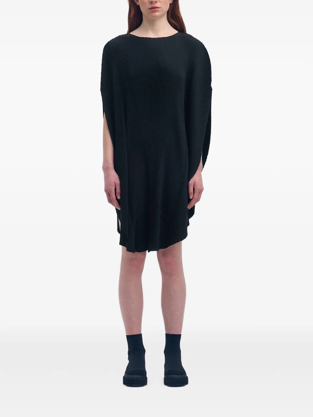 Issey Miyake Orbicular Pleats midi-jurk met open mouwen Zwart