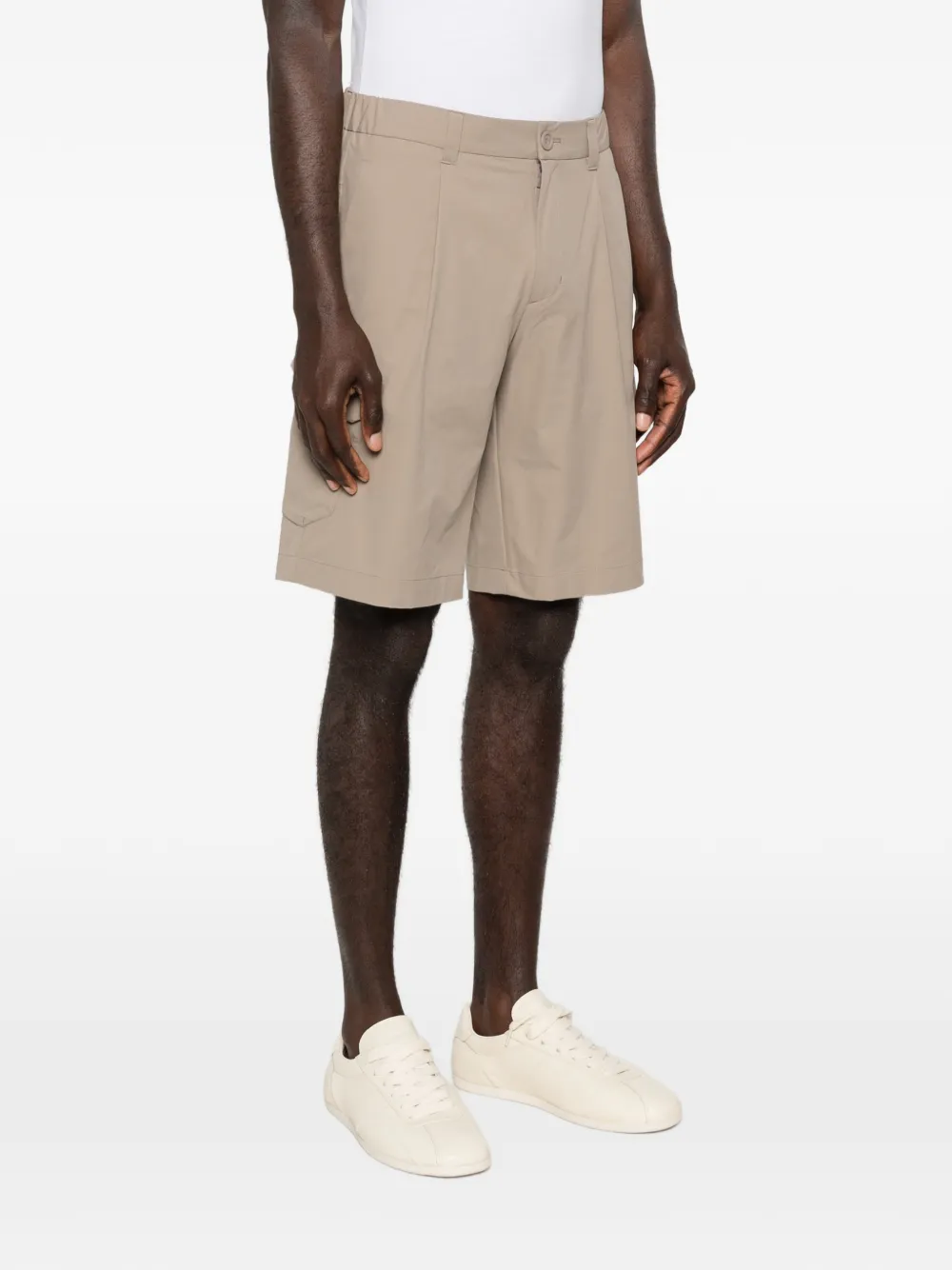 Herno Shorts met zak aan de voorkant Beige