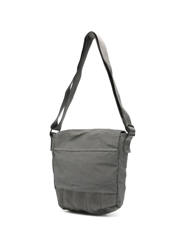 寿司屋　 C.P. COMPANY ショルダーバッグ グレー C.P. Company Plain Paper Touch Mixed Shoulder Bag | Grey | FARFETCH ID