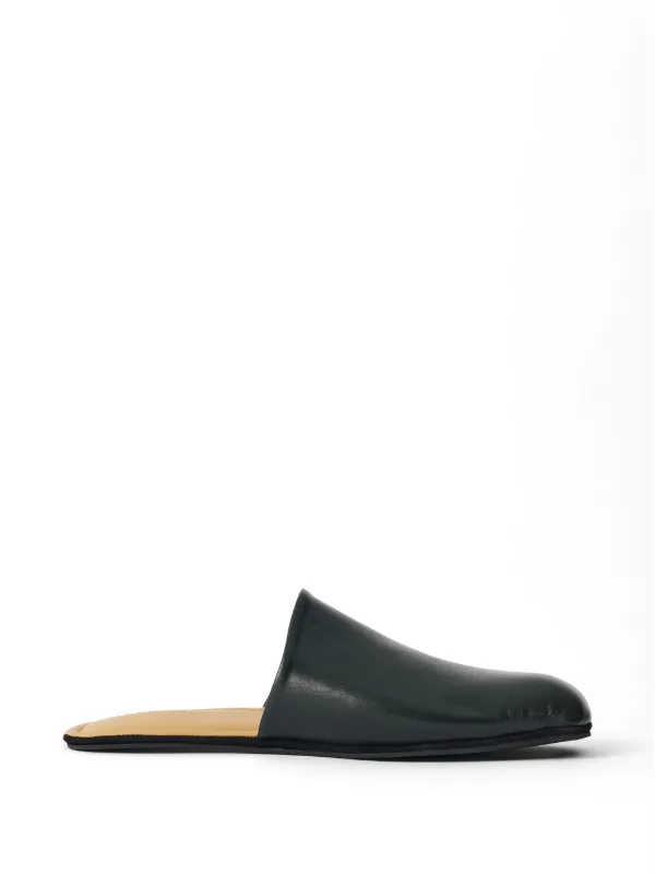 OUR LEGACY Cigarr フラットミュール | ブラック | FARFETCH JP
