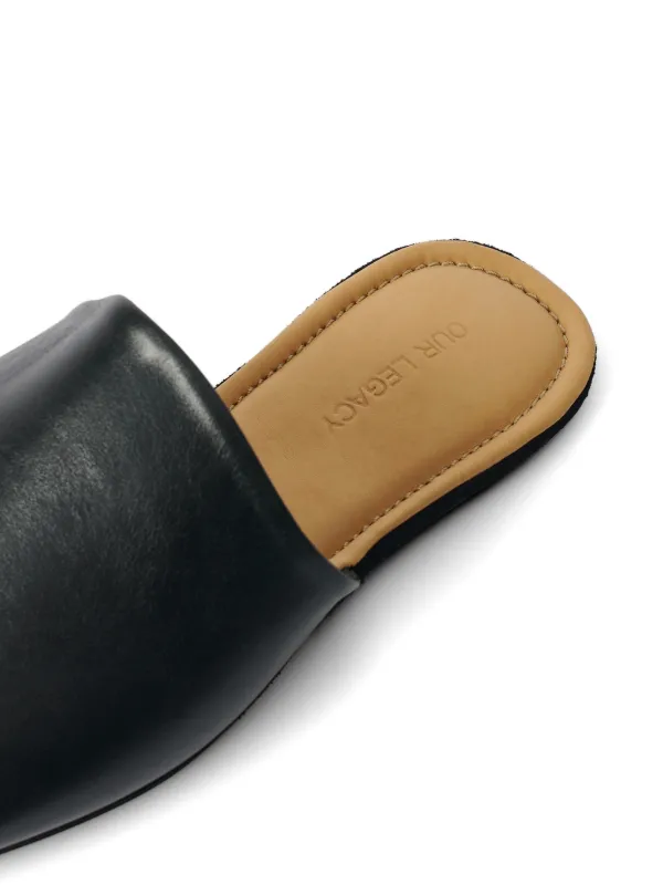 OUR LEGACY Cigarr フラットミュール | ブラック | FARFETCH JP