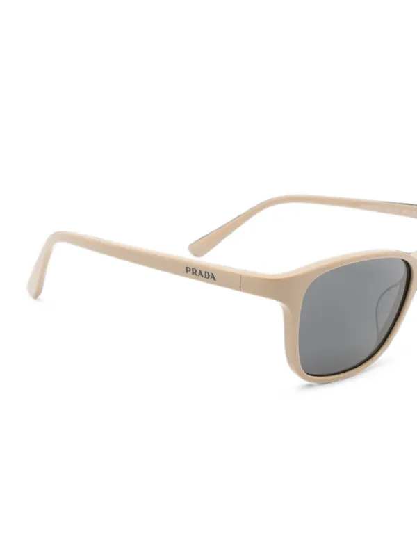 Prada Eyewear スクエアフレーム サングラス | ニュートラル | FARFETCH JP