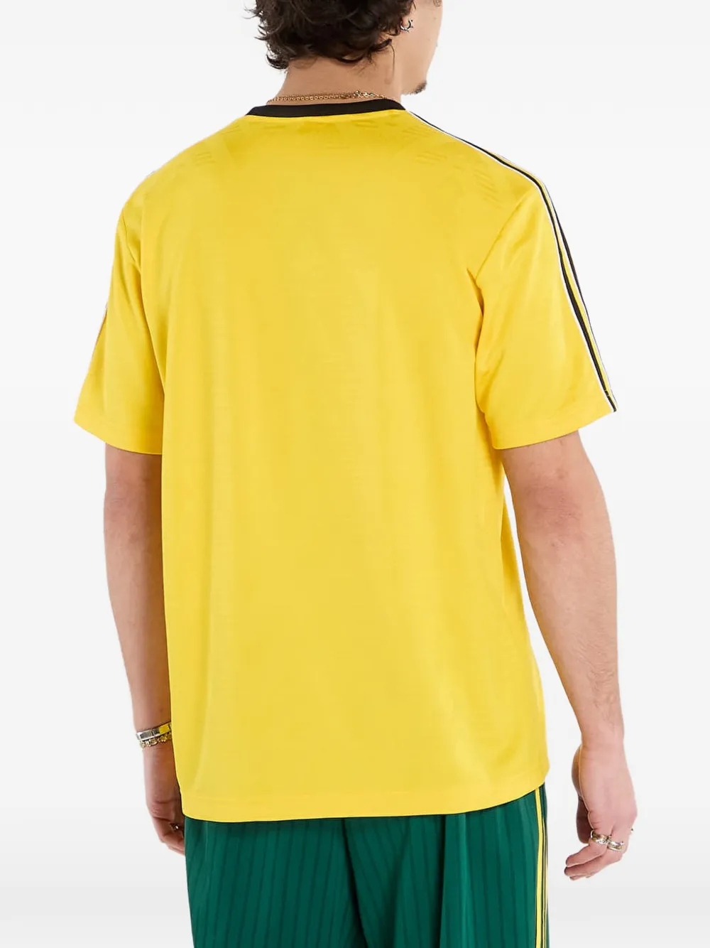 adidas T-shirt met jacquard en drie strepen Geel