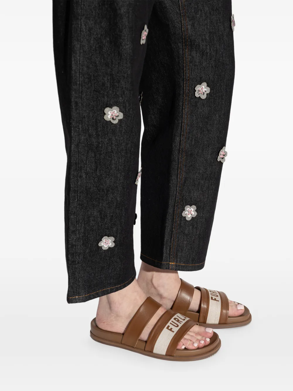 Furla logo stripe sandals Bruin