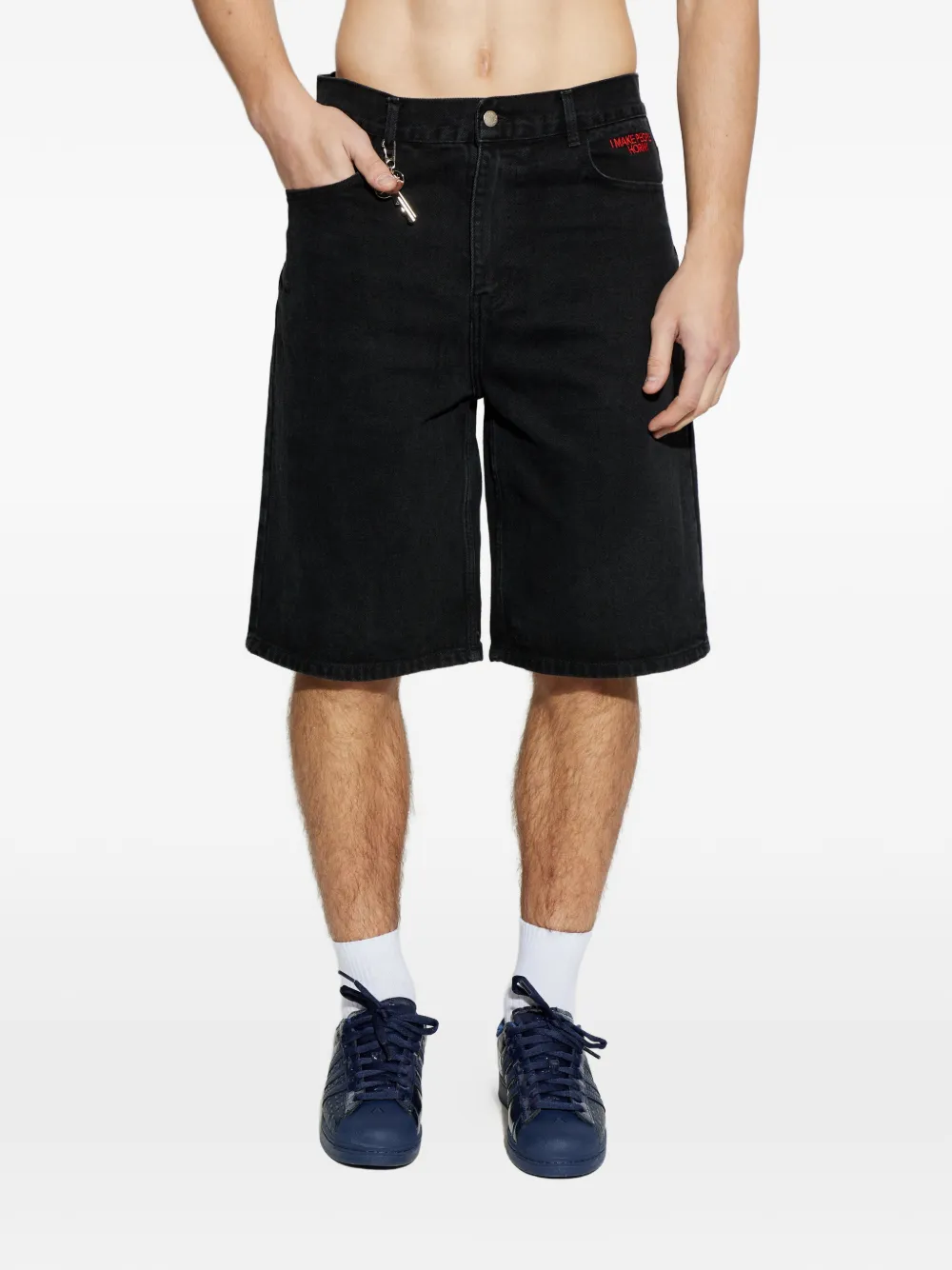 CARNE BOLLENTE Shorts met geborduurd hart Zwart