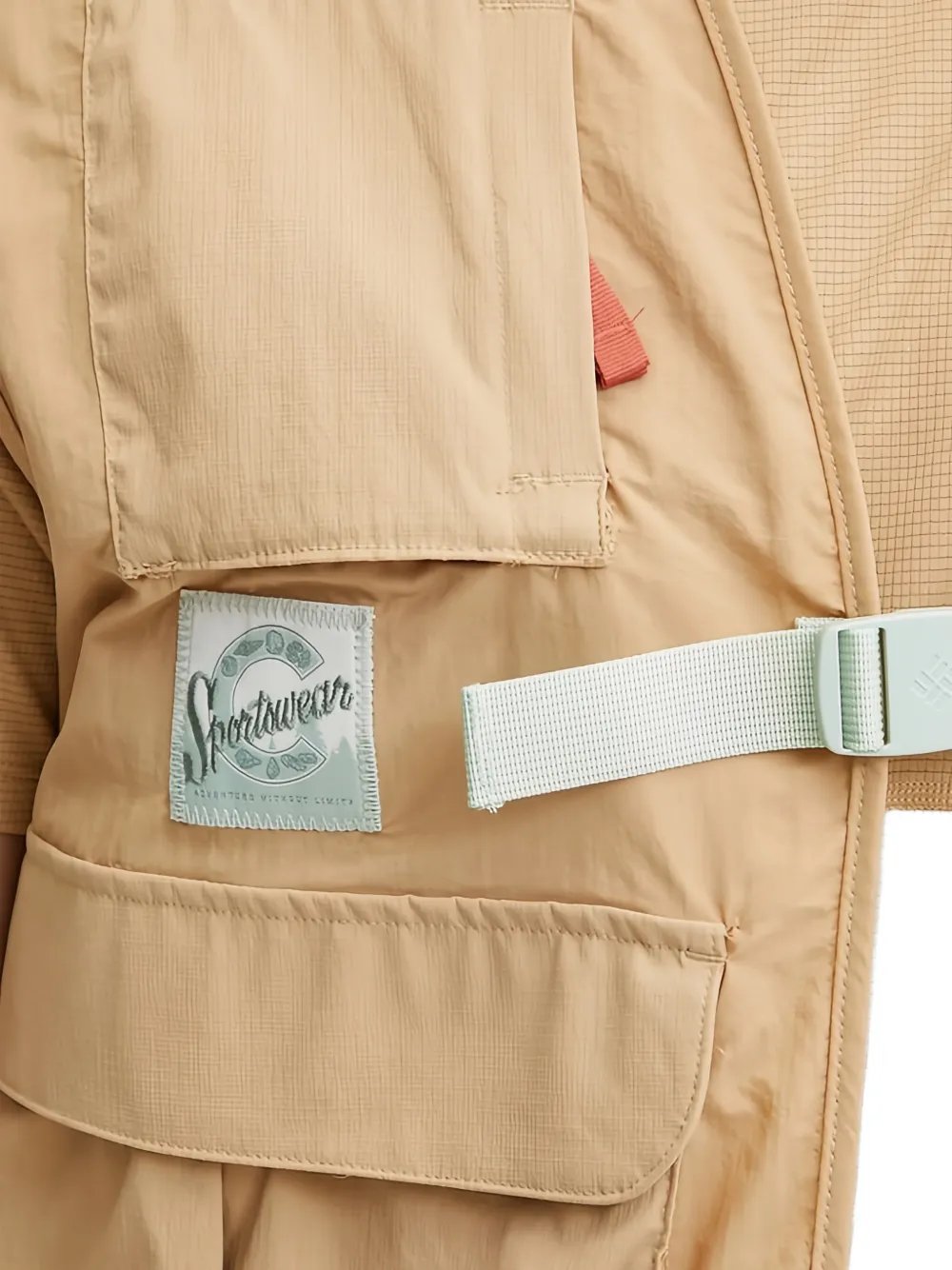 Columbia Covemulti-pocket belted jacket Beige