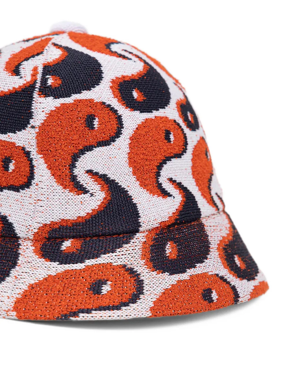 Kangol Vissershoed met geborduurd logo Oranje