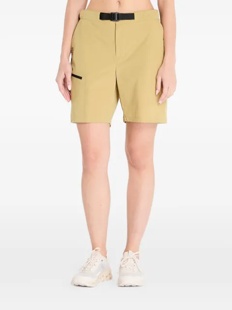On  shorts Trek