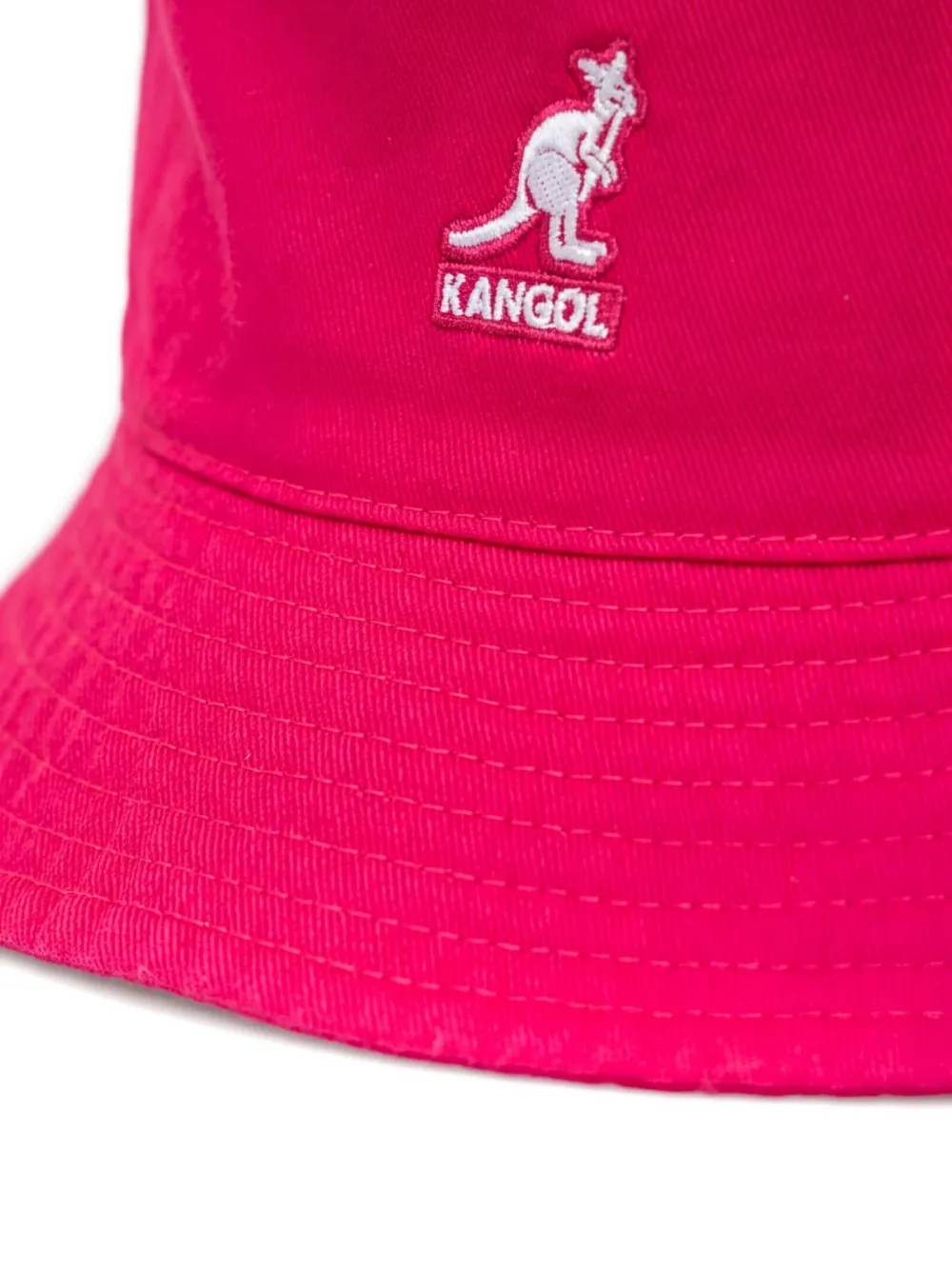 Kangol Vissershoed met geborduurd logo Roze