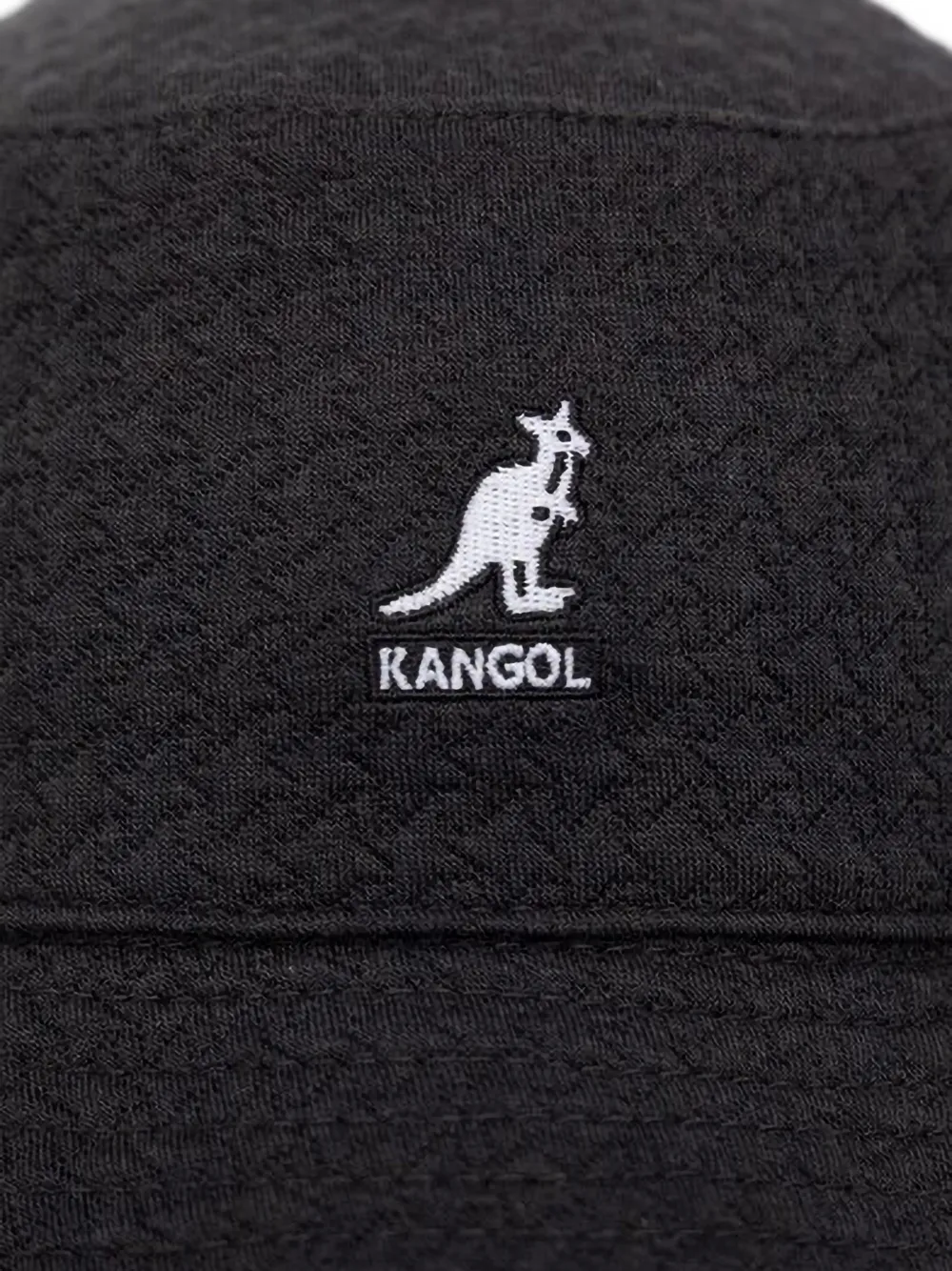 Kangol logo-embroidered textured-finish bucket hat Zwart