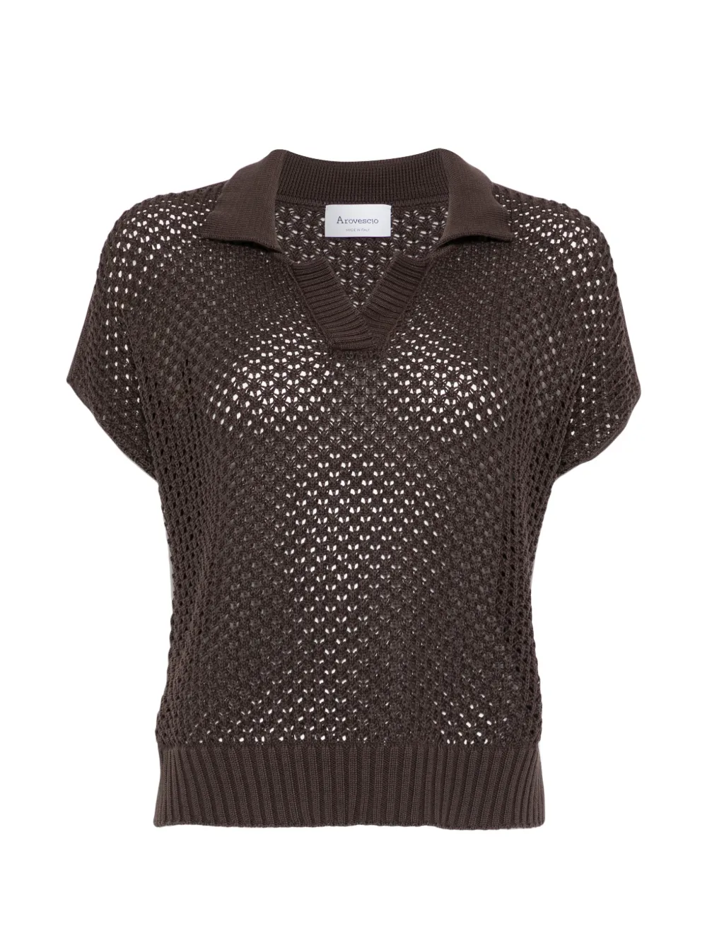 polo-collar T-shirt