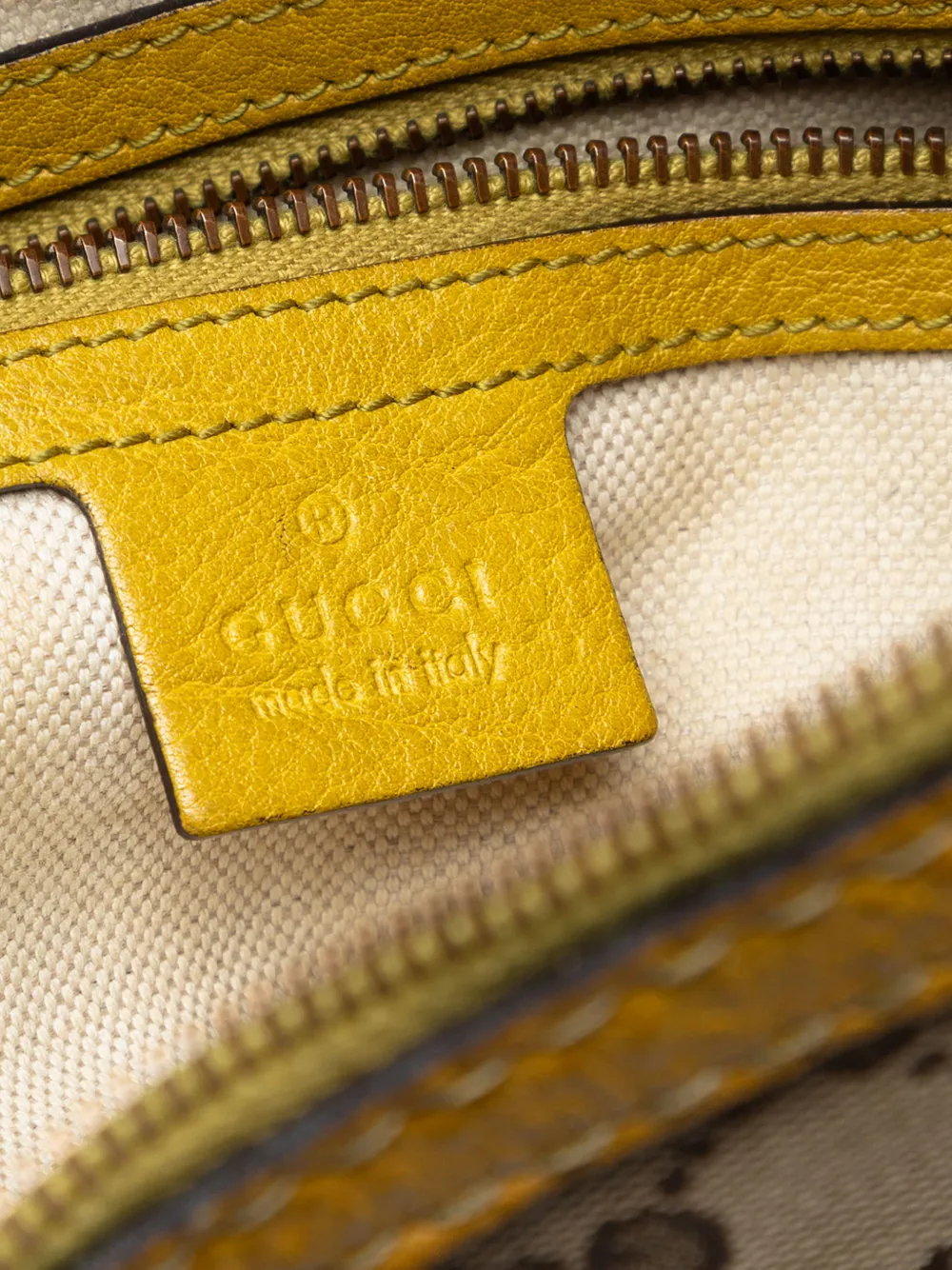 2016-2026 Medium Gg Canvas Running Satchel