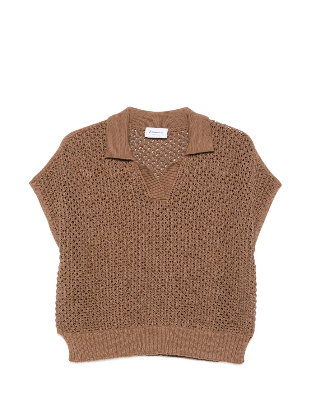 polo-collar T-shirt
