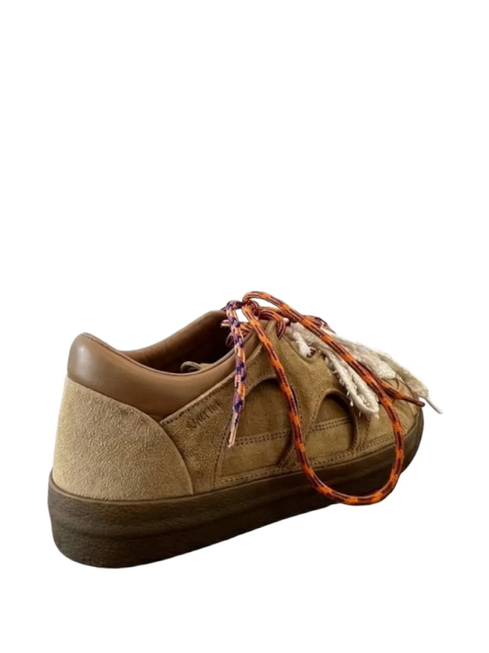 SANTHA Love Park suède sneakers met uitgesneden details Beige