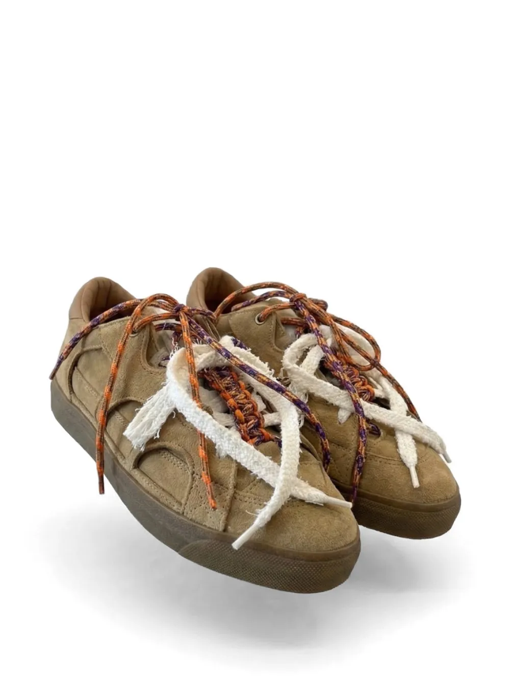 SANTHA Love Park suède sneakers met uitgesneden details Beige