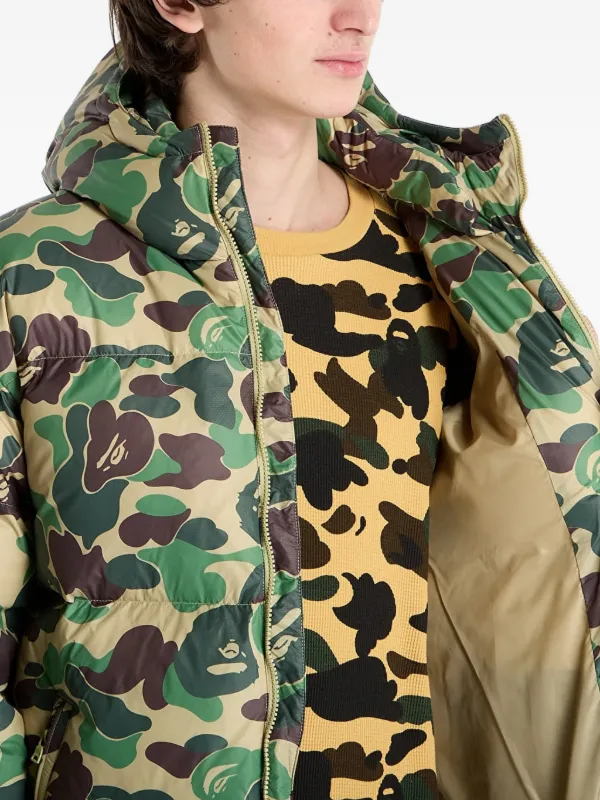 A BATHING APE® ABC camo-print Hooded Down Jacket | Green | FARFETCH