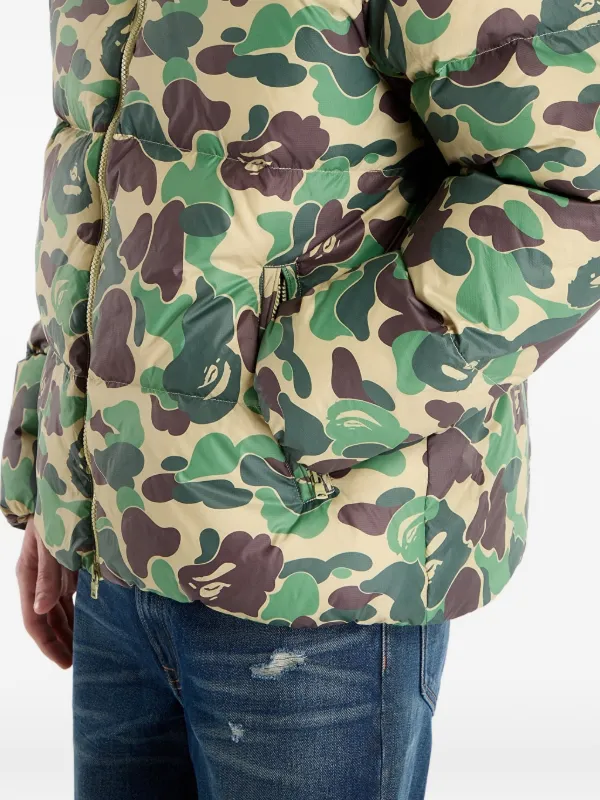 A BATHING APE® ABC camo-print Hooded Down Jacket | Green | FARFETCH