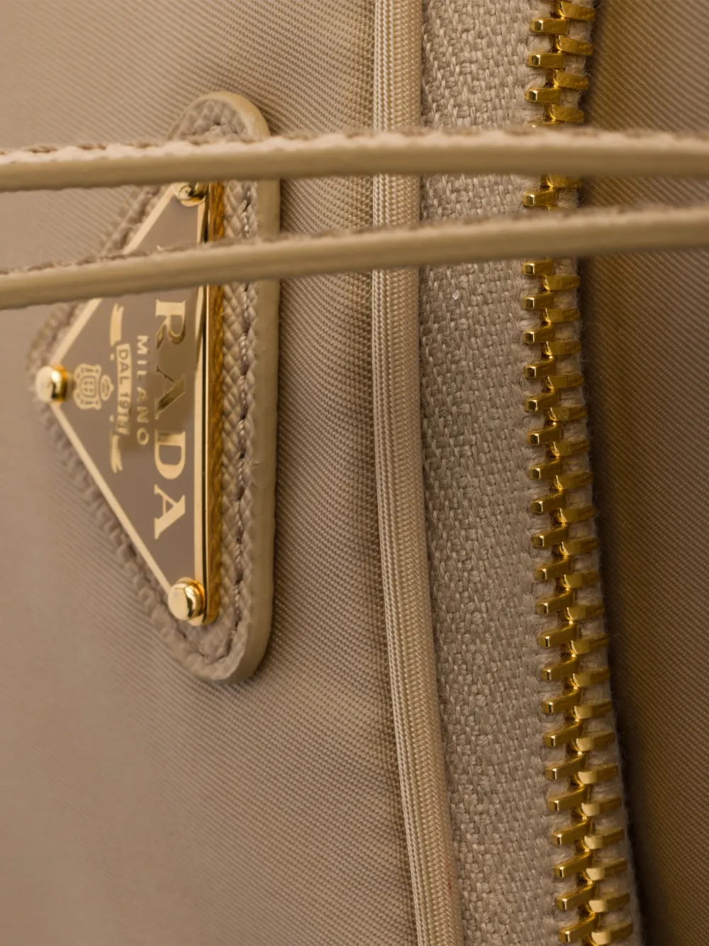 Prada Duet Re-Nylon bucket-tas Beige
