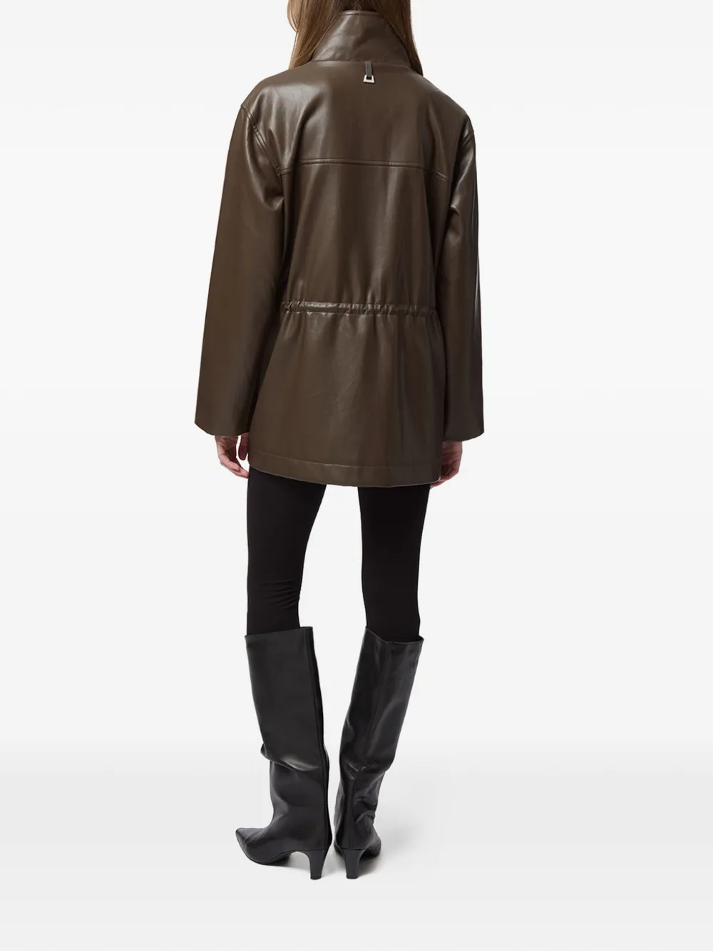 Apparis Edie jas Bruin