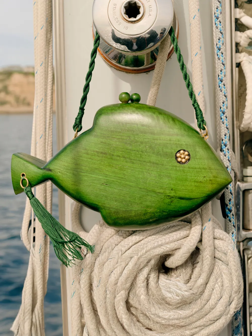 Simon Miller Clutch in visvorm Groen