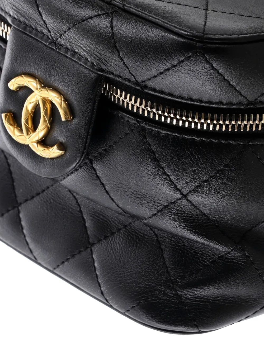 Chain Bar Vanity Case With Chain Quilted Calfskin Small Crossbody Bag