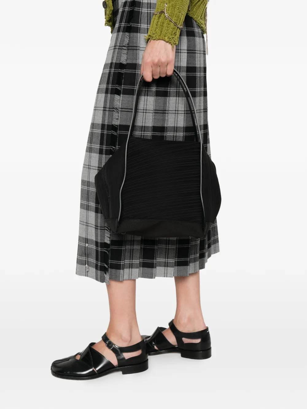 Pleats Please Issey Miyake Pleated Tote Bag | Black | FARFETCH CA