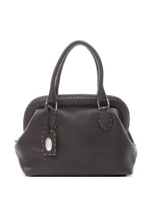 MCM ハンドバッグ　ショルダーバッグ　エンボス加工　ブラック MCM Pre-Owned ロゴエンボス ハンドバッグ | ブラック | FARFETCH JP