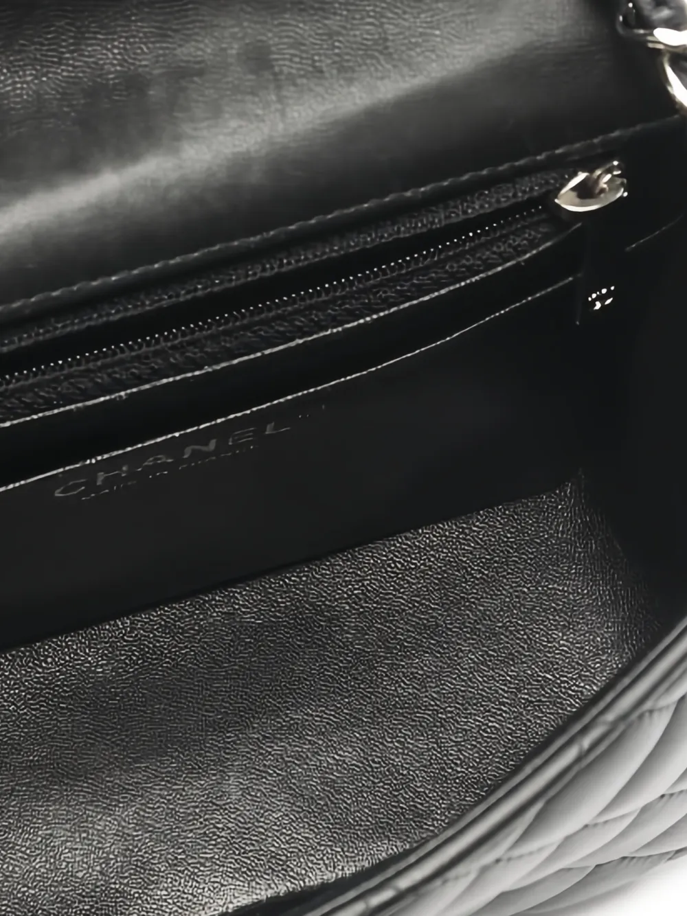2019 Mini Matelasse Chain-Strap Shoulder Bag