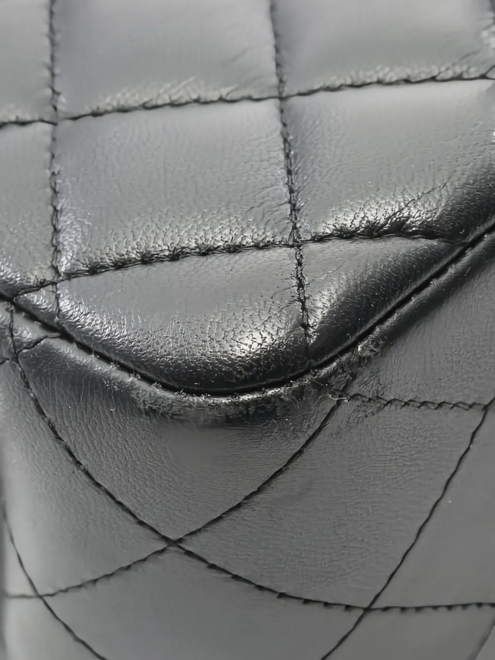 2019 Mini Matelasse Chain-Strap Shoulder Bag