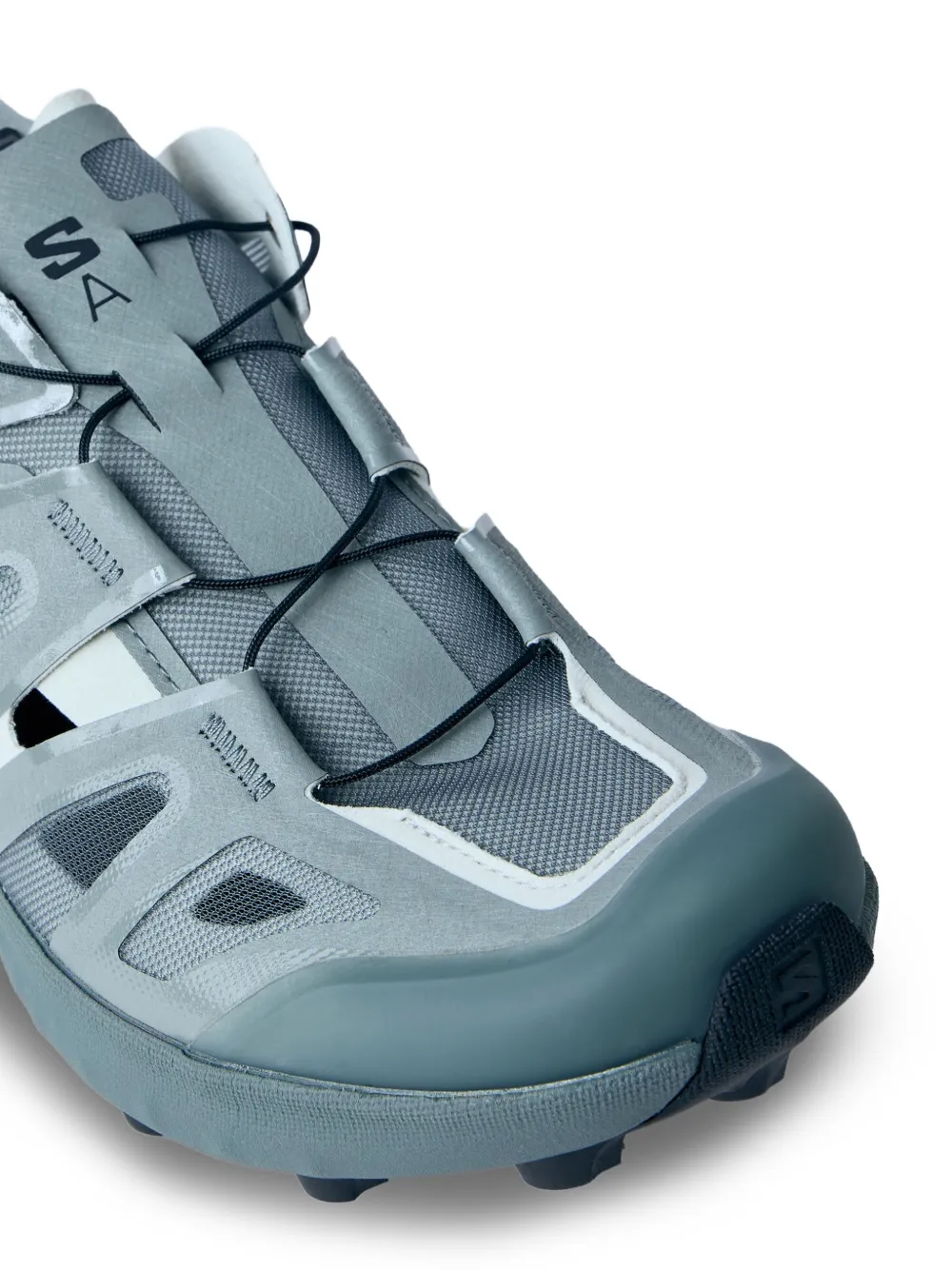 Udara logo-debossed sneakers