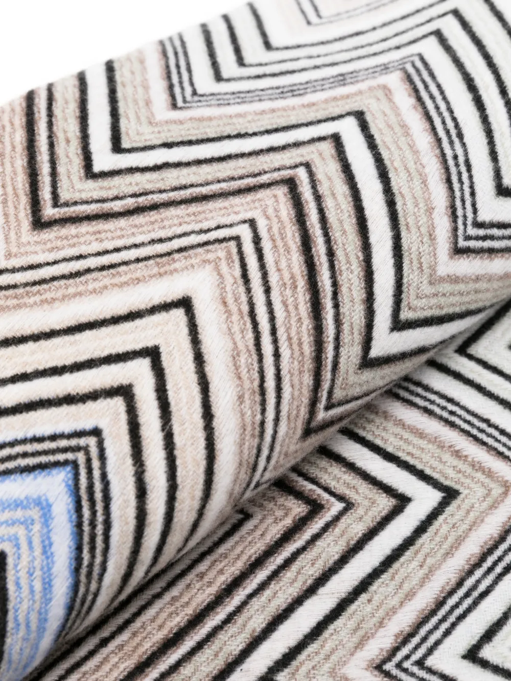  Missoni Home Perseo Fringed Zigzag Throw - White 