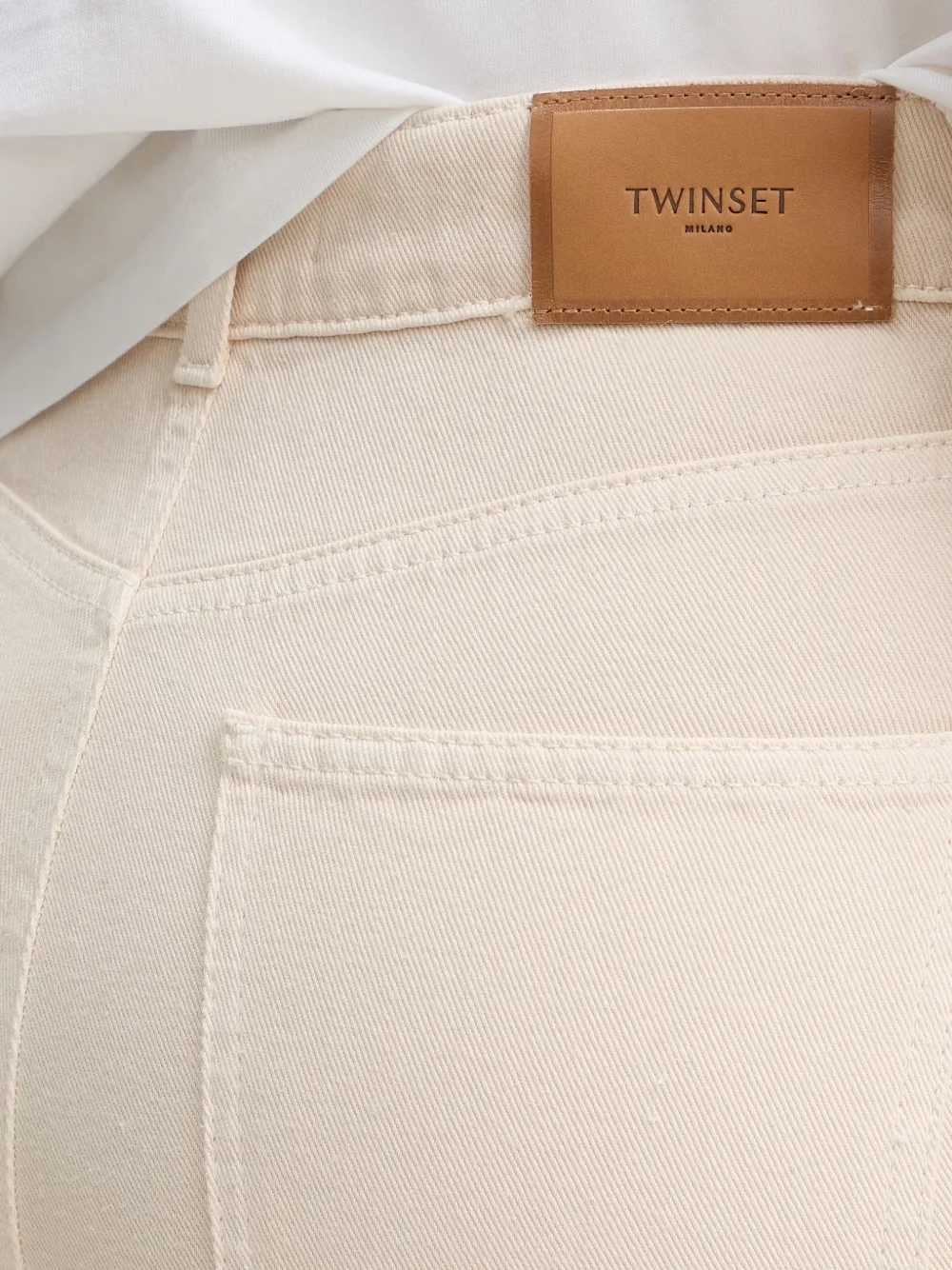 TWINSET Jeans verfraaid met ringlets en split Beige