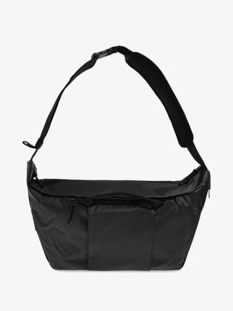Db 24L Ramverk Pro shoulder bag