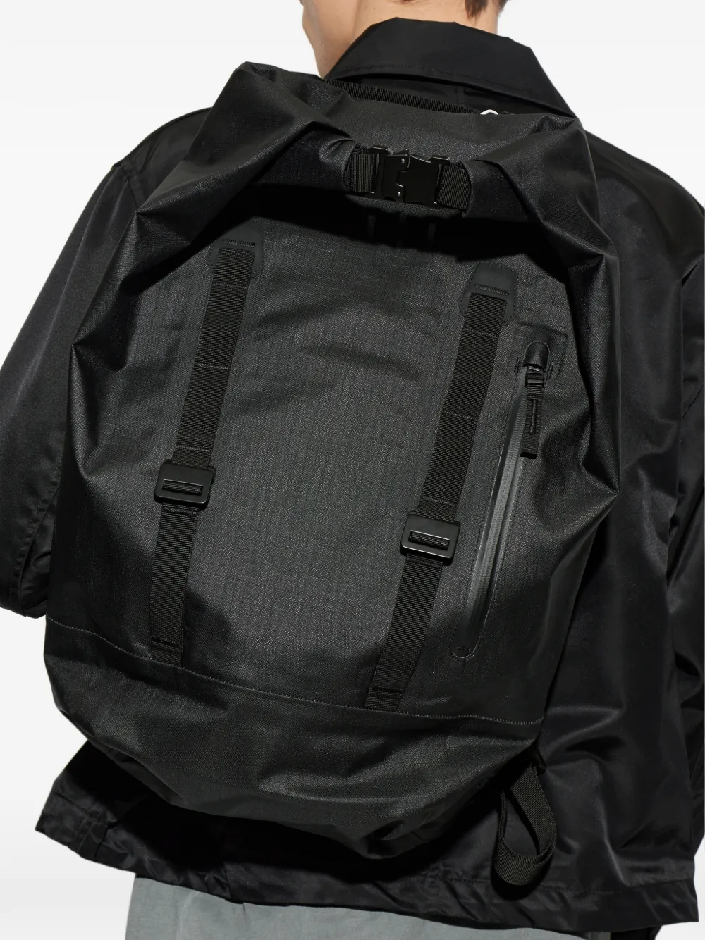  Db Essential Rolltop Backpack - Black 