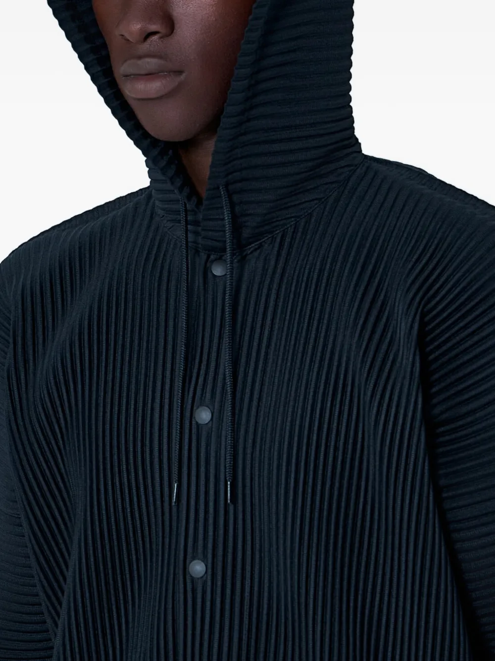 Homme Plissé Issey Miyake Geplooid jack met capuchon Zwart