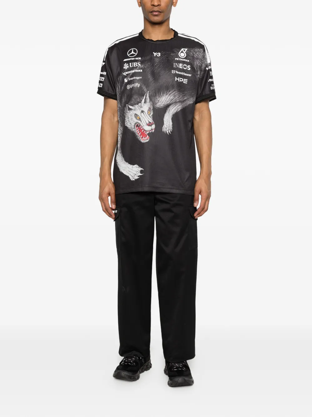 Y-3 x Mercedes-AMG Petronas F1 T-shirt met print Zwart